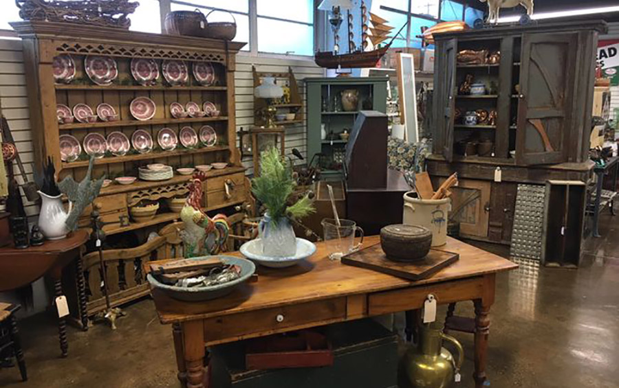 Elk Rapids Antique Market